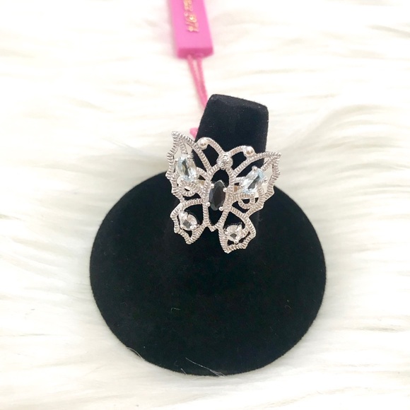 STERLING SILVER RING